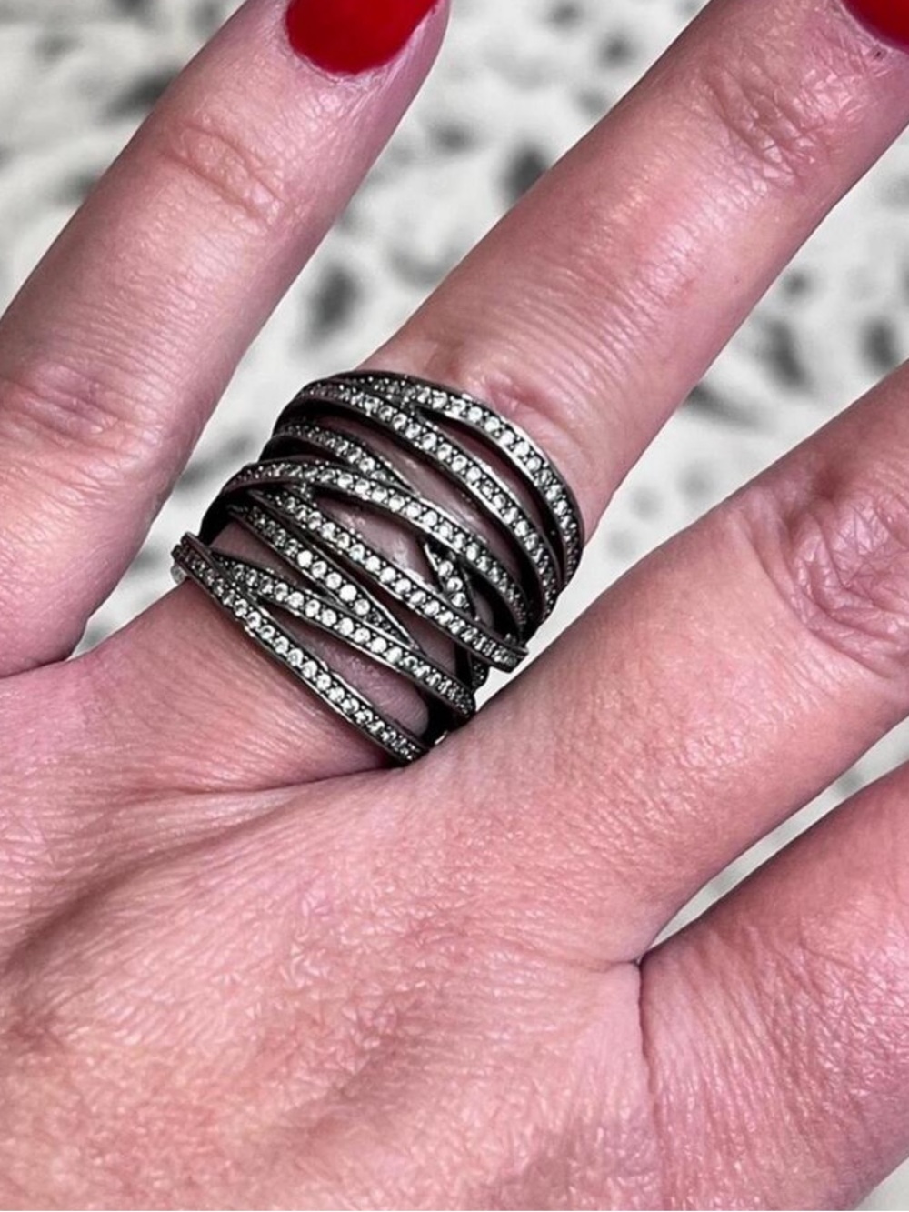 RARE Henri Bendel XL Cocktail Ring Smokey Gunmetal Silver Wrap Crisscross